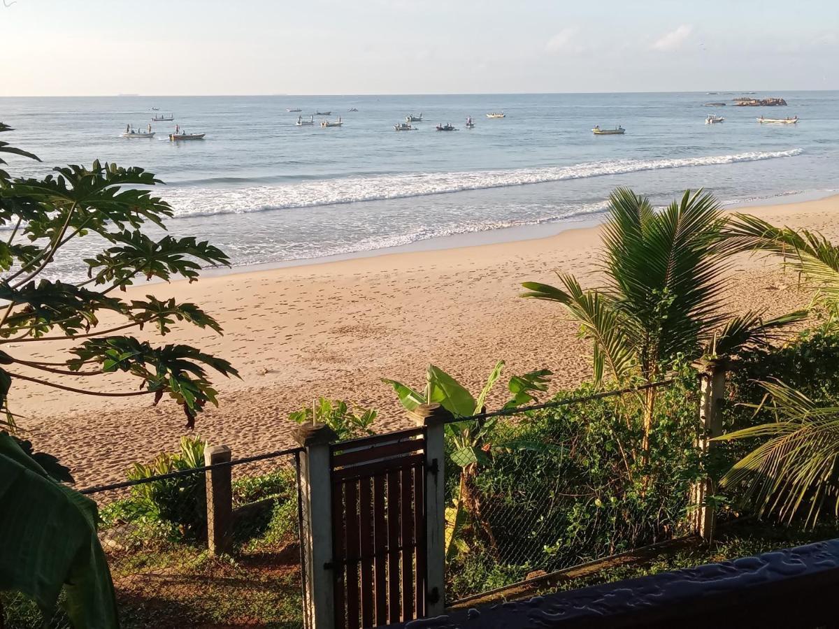 Himana Beach Rest 마타라 외부 사진