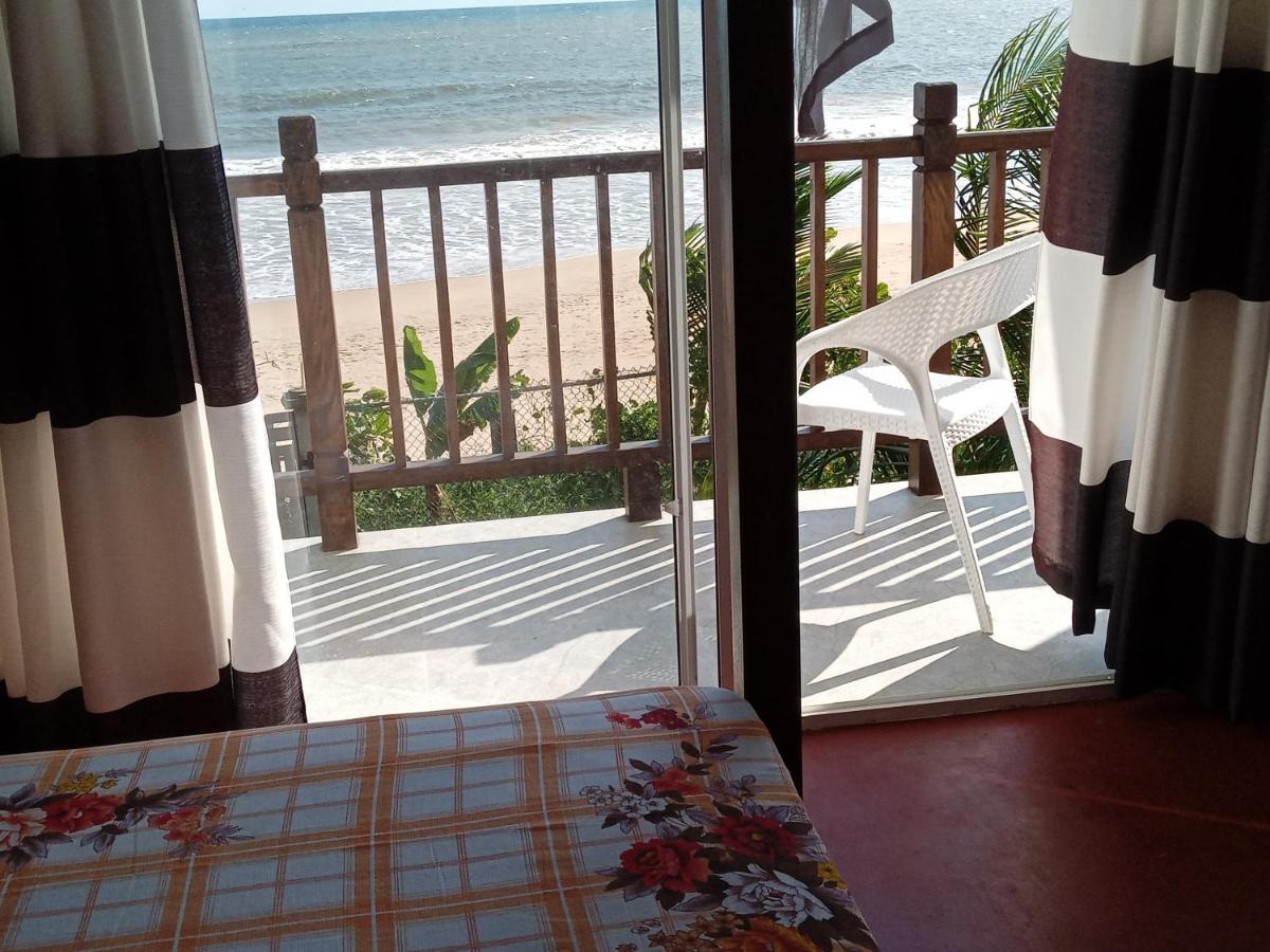 Himana Beach Rest 마타라 외부 사진