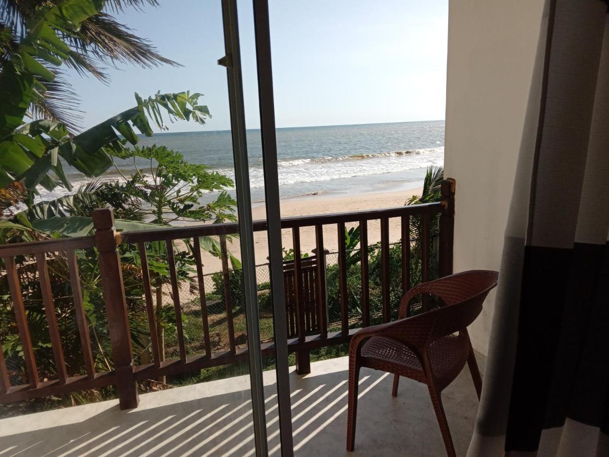 Himana Beach Rest 마타라 외부 사진